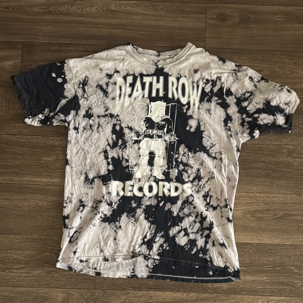 Black and White Short Sleeve Tee